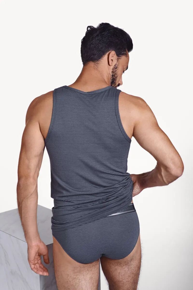 031006 ZEUS Men Undershirt - Graphite Gray