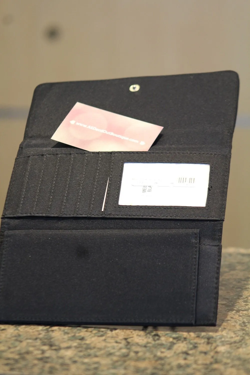 ADO | Peace Trifold Wallet Black