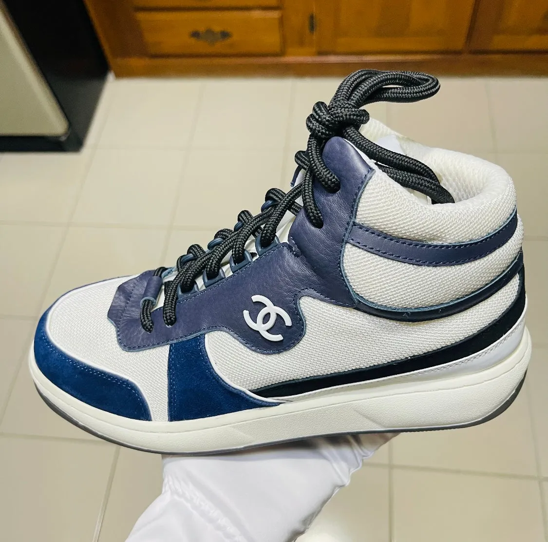 Chanel Men's Trainer | White & Navy (HighTop)