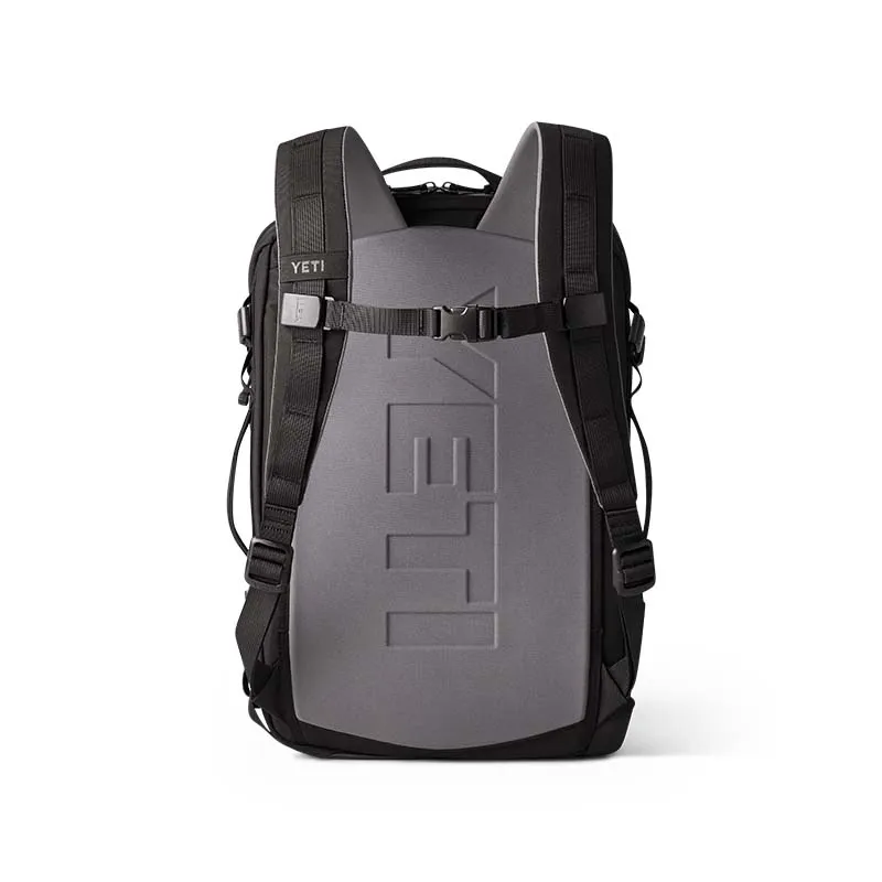 Crossroads® 22L Backpack in Black
