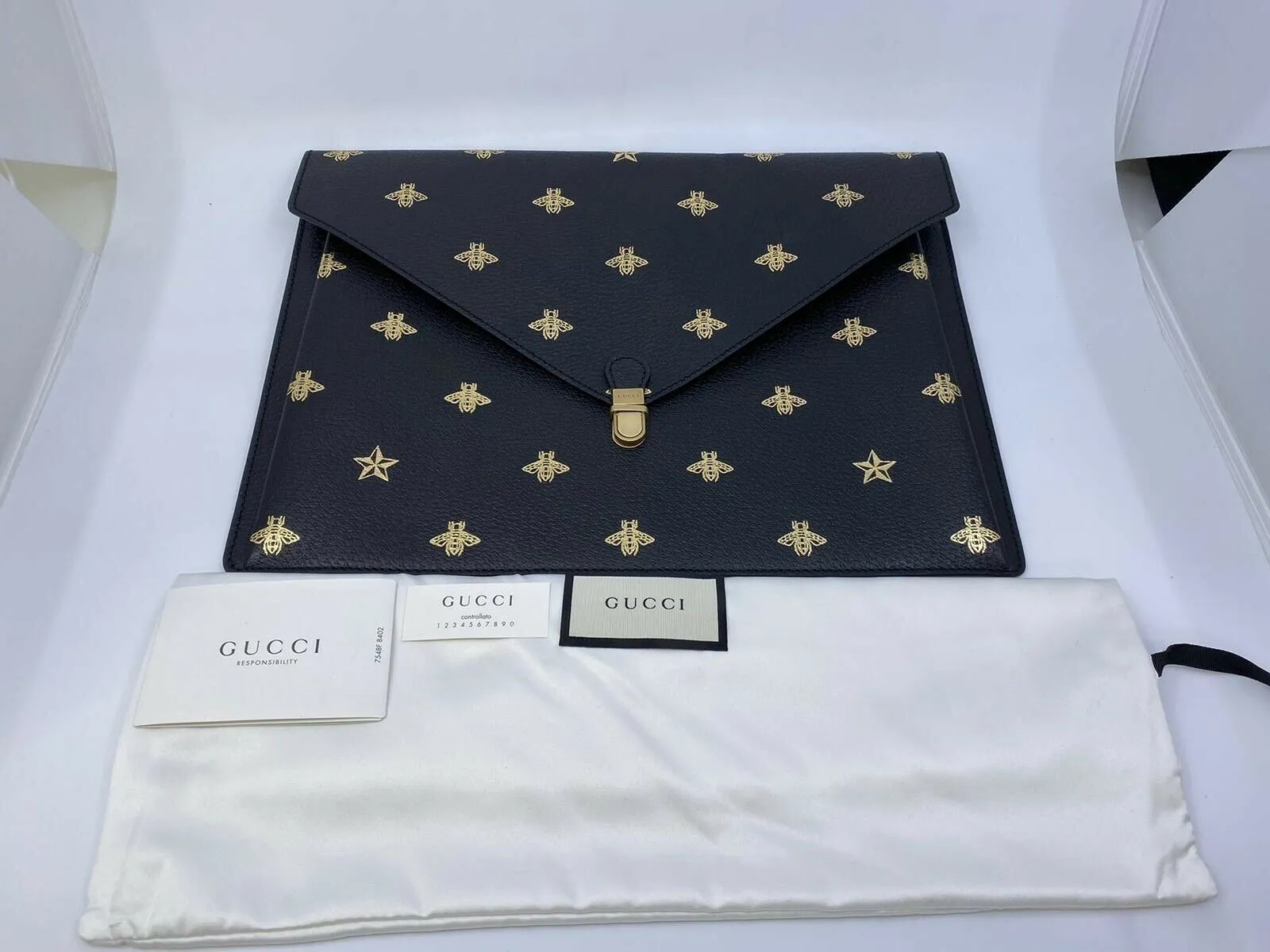 Gucci Grained Calfskin Bee Star Portfolio