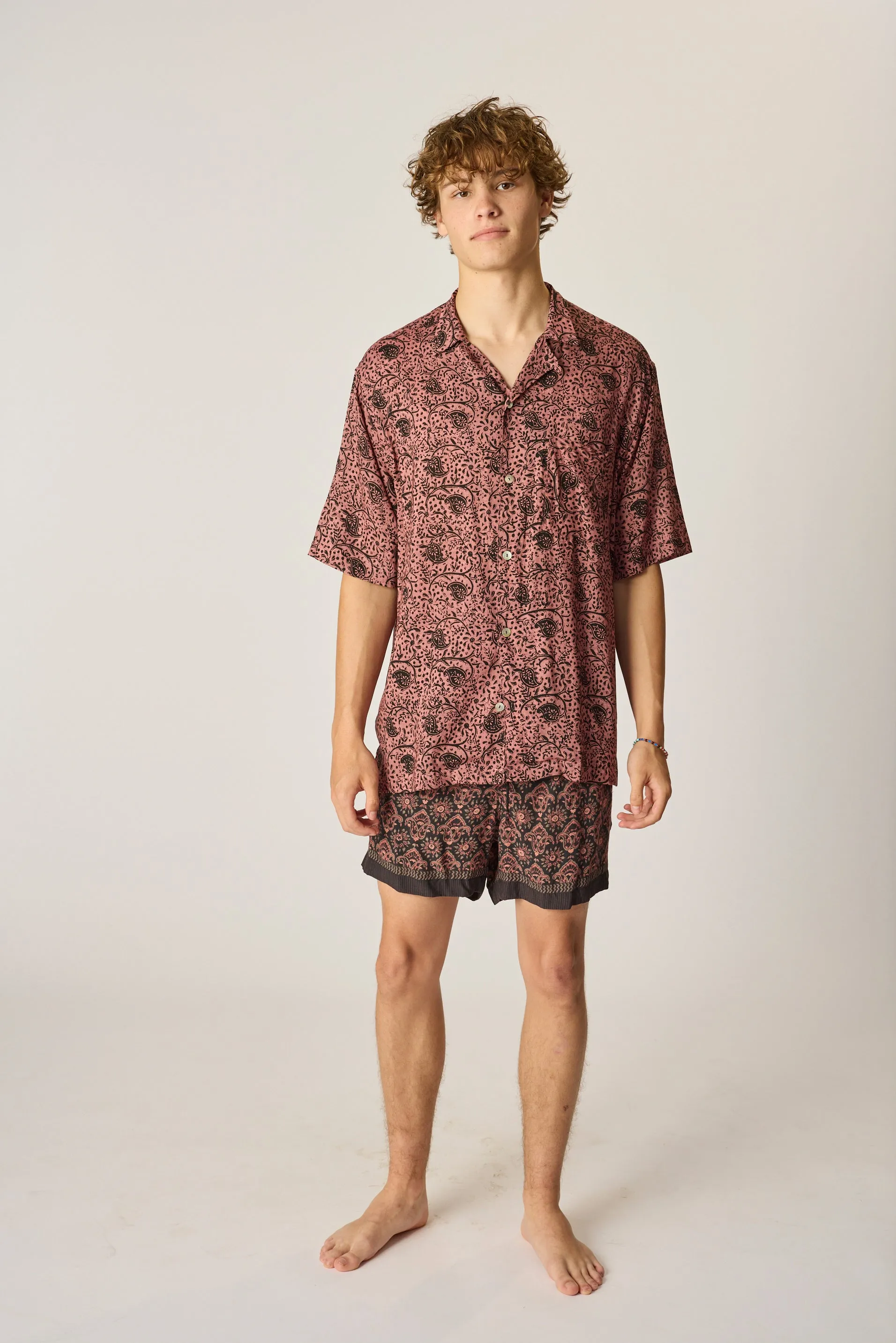 KEVIN SHIRT (UNISEX)