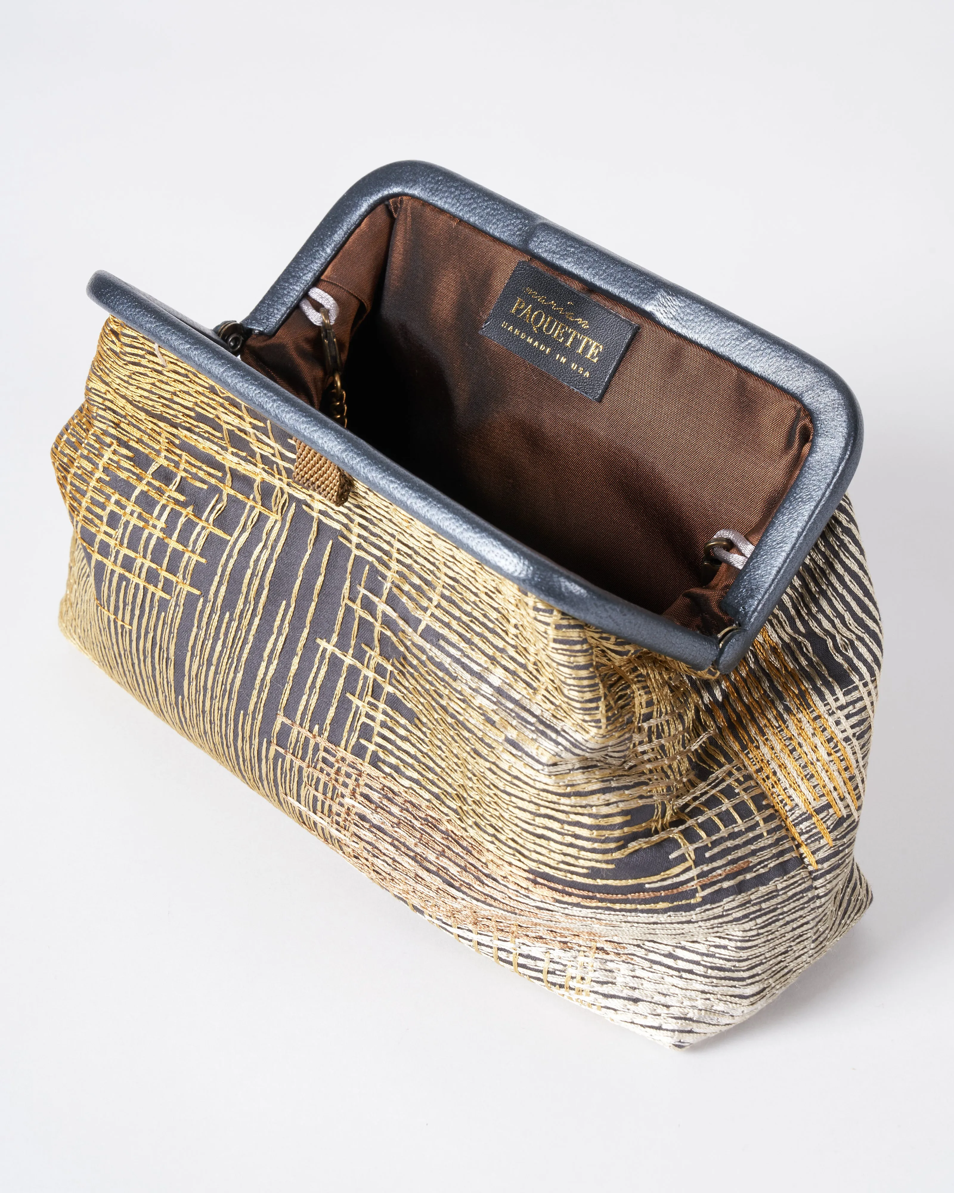 liette clutch - embroidered gray/yellow