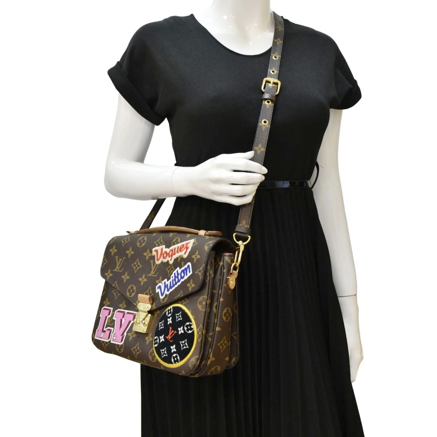 LOUIS VUITTON Metis Pochette Patches Monogram Canvas Crossbody Bag Brown