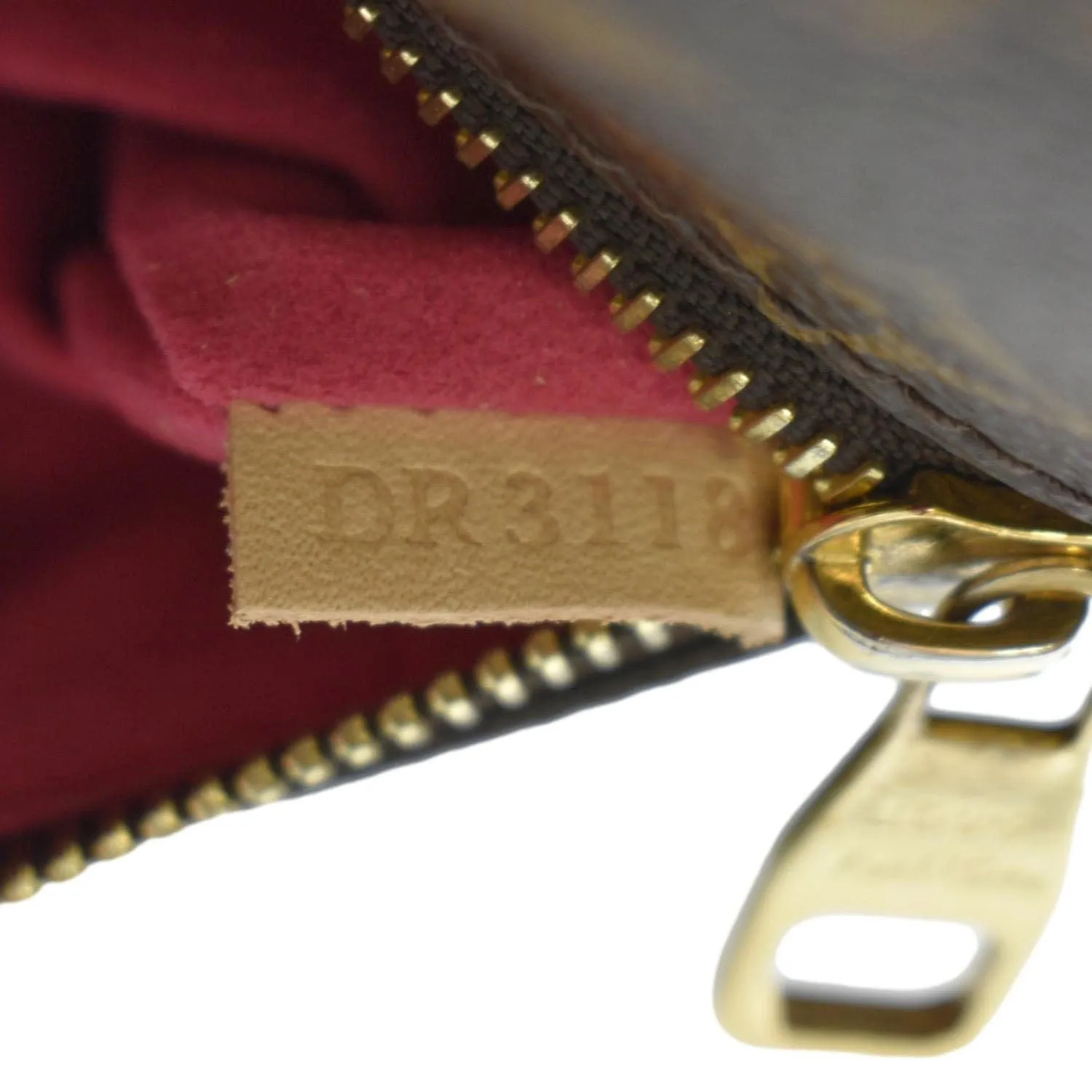 LOUIS VUITTON Metis Pochette Patches Monogram Canvas Crossbody Bag Brown