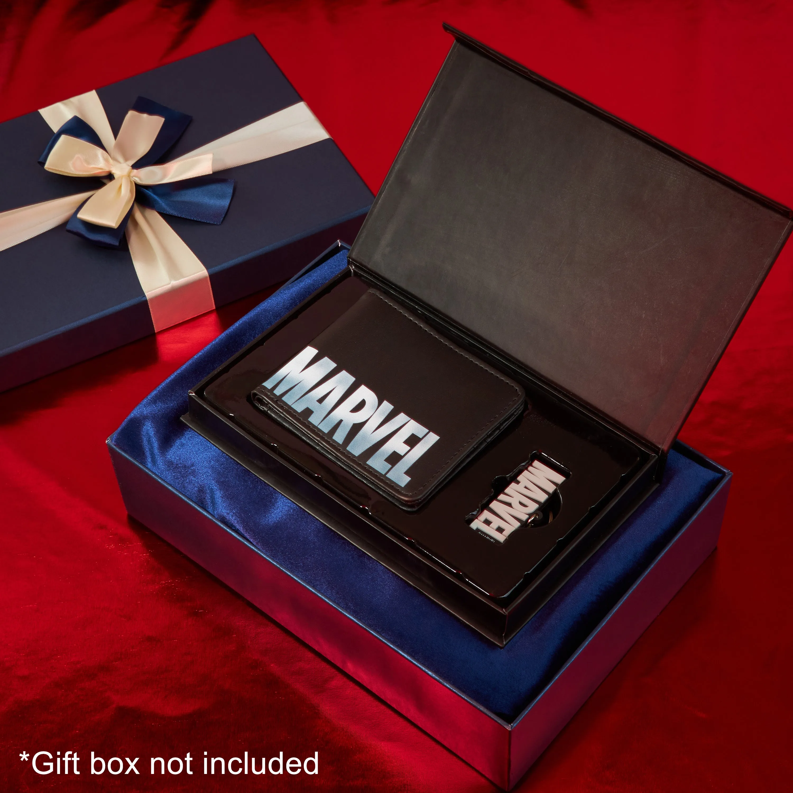 Marvel Card Wallet and Keyring Set for Men - Black Marvel