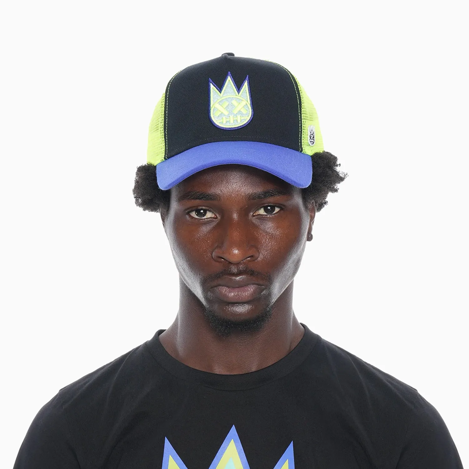 Men's Clean Logo Mesh Back Trucker Curved Visor