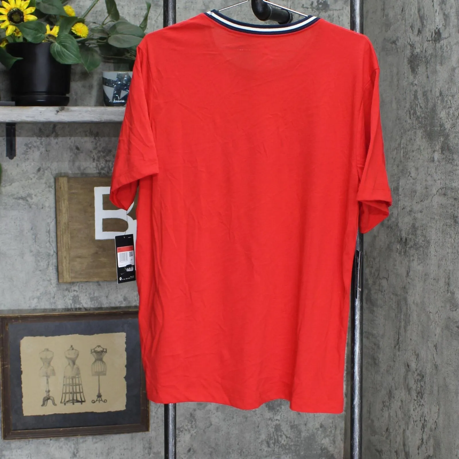 Nike Men's Sportswear Graphic T-Shirt