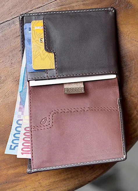 Note Sleeve Wallet Black