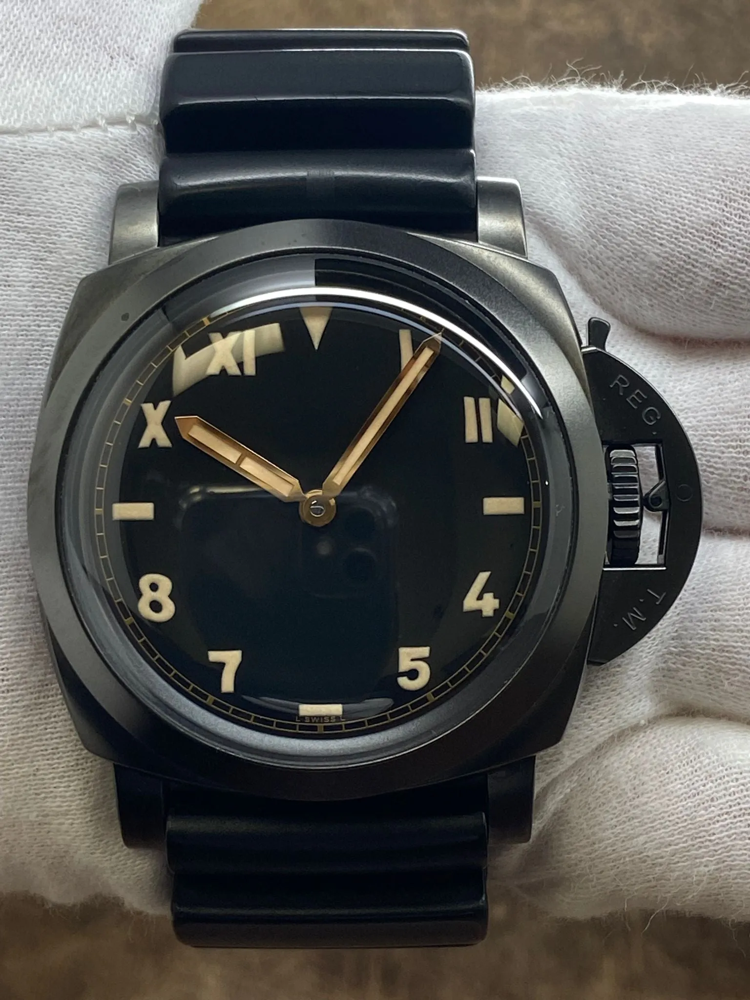 Panerai Luminor 1950 3 Days Titanio DLC California L.E 300pcs PAM00629 Black Dial Hand-wound Men's Watch