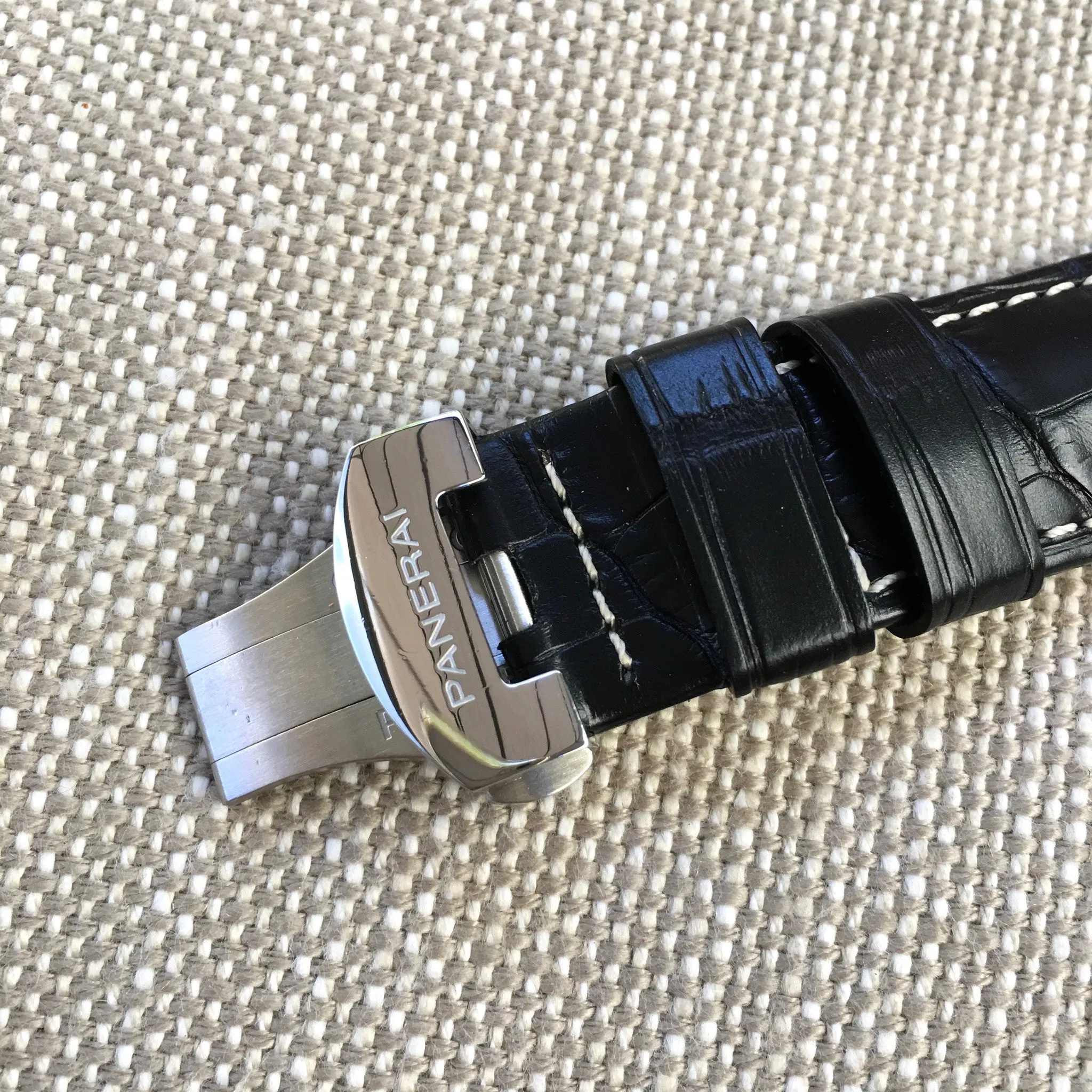 Panerai Luminor Marina PAM 104 44mm "O" Series 2012 Steel Automatic Watch