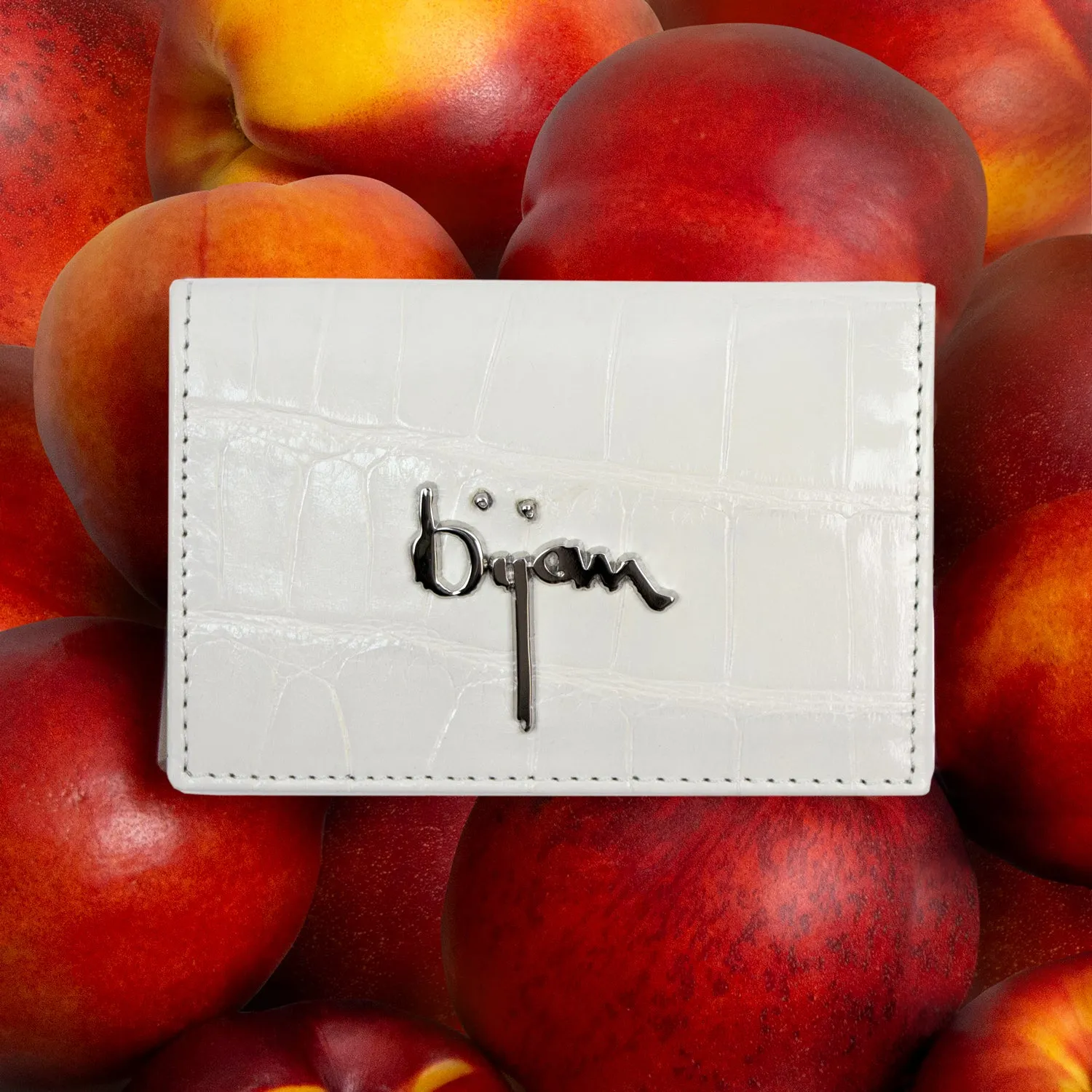 Pearl White Alligator Card Holder