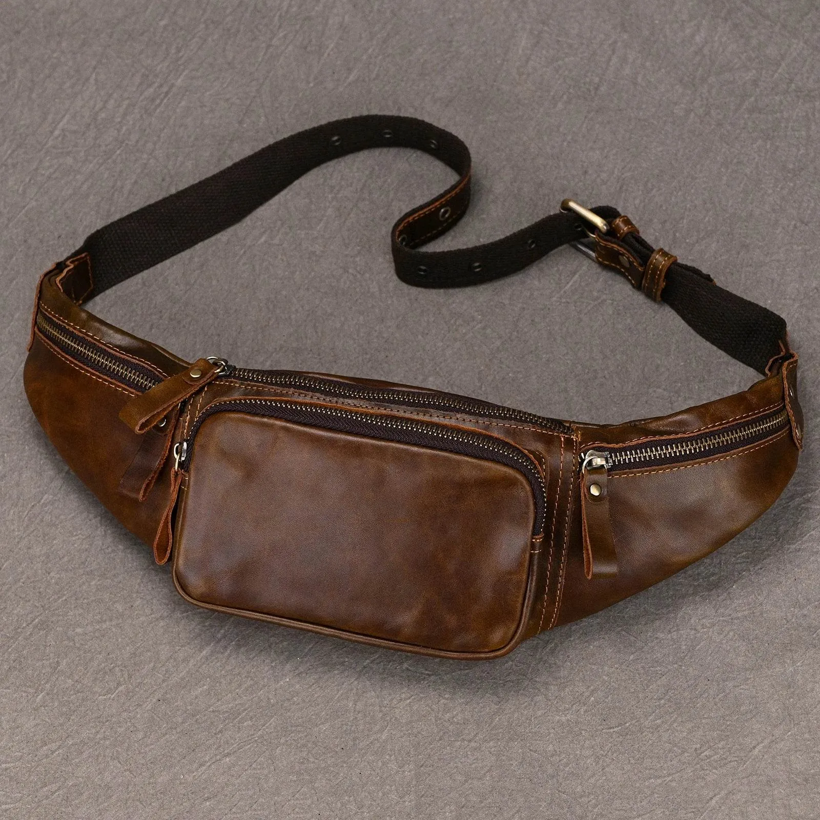 VacationGrabs Hands-Free Leather Fanny Pack for Travel
